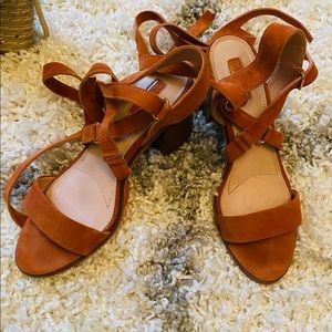 Topshop heals size 8